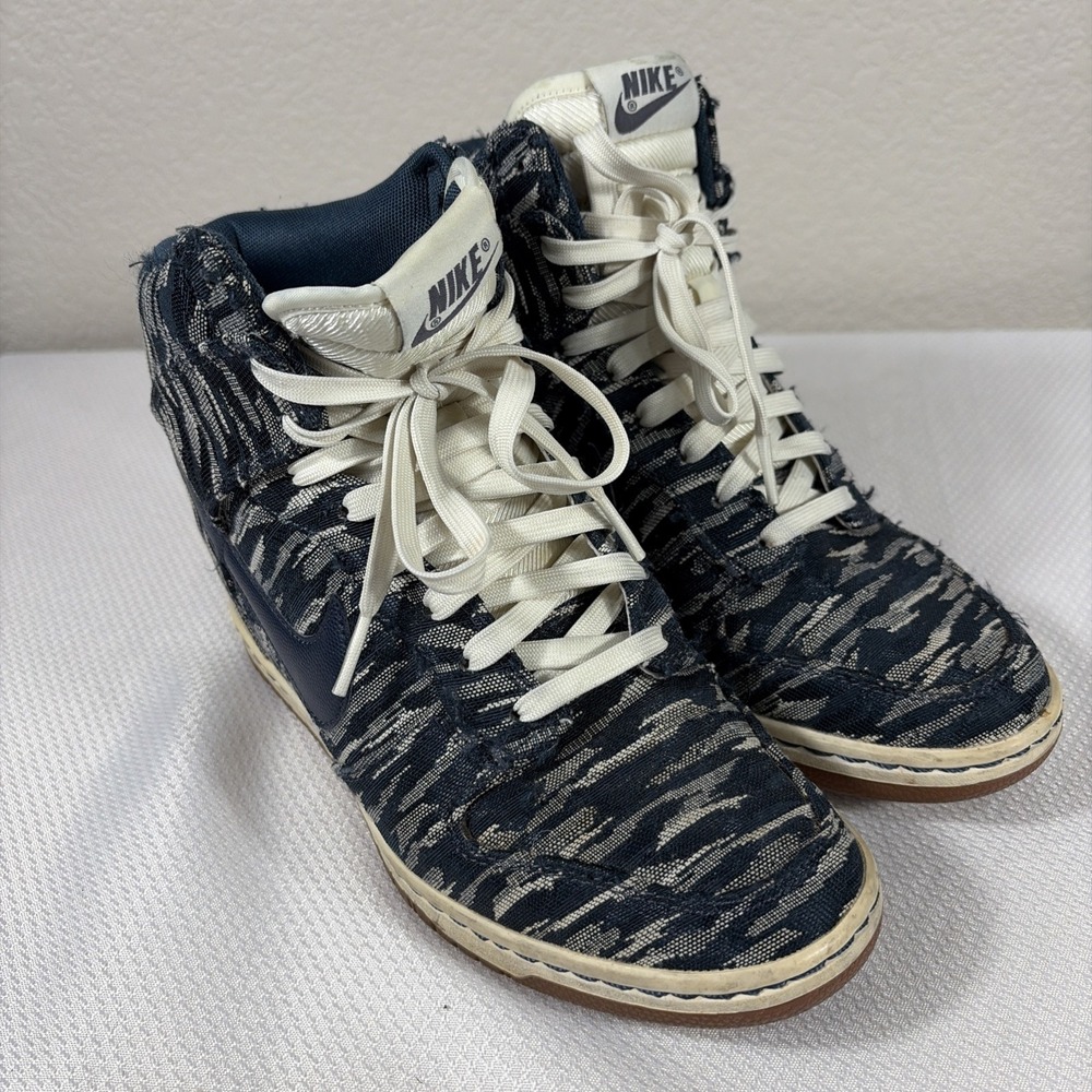 Nike Sky Dunk Hi Armory Navy Blue Womes Hidden Wedge Heel Shoes 585560‎ Size 8